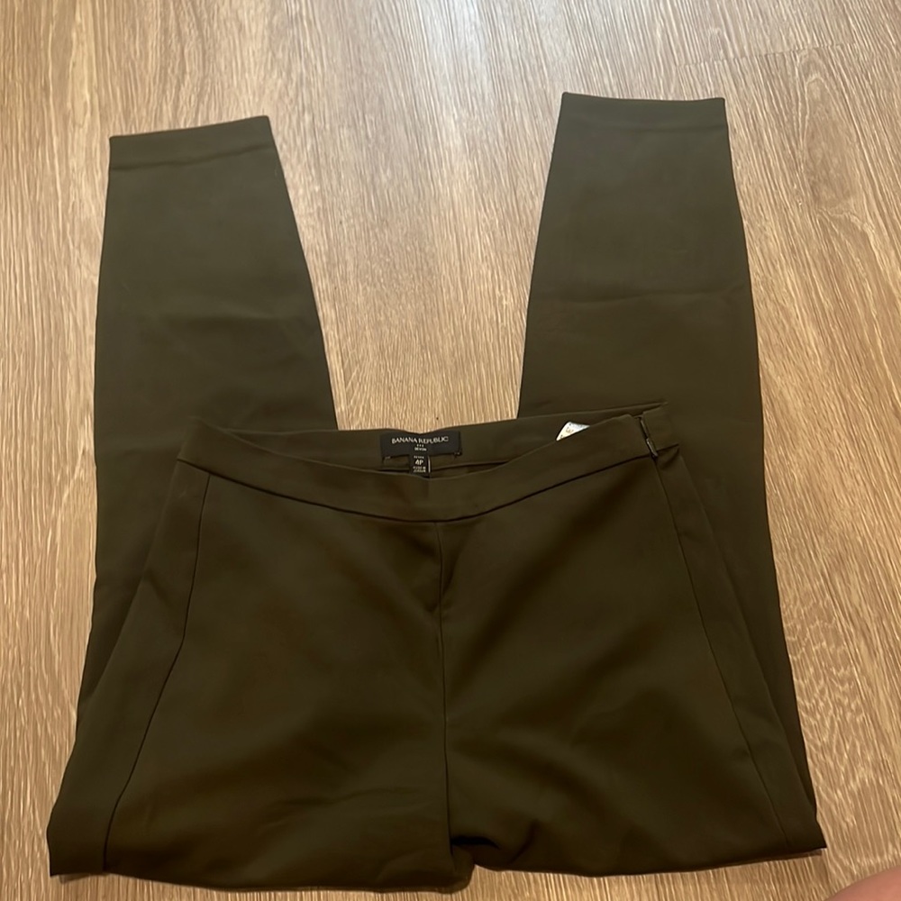 Banana Republic Devon dress pant